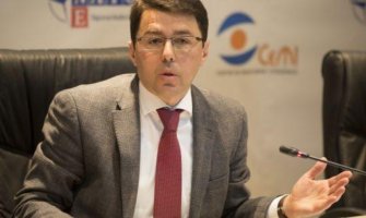 Radulović: Vučićeva opsesija je Crna Gora, krajnje manipulativno i vrlo smišljeno zapomaže za „kukalim srpstvom ugašenim“