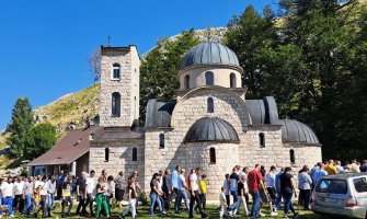 Slava manastira okupila vjernike iz Nikšića, Trebinja, Gacka...