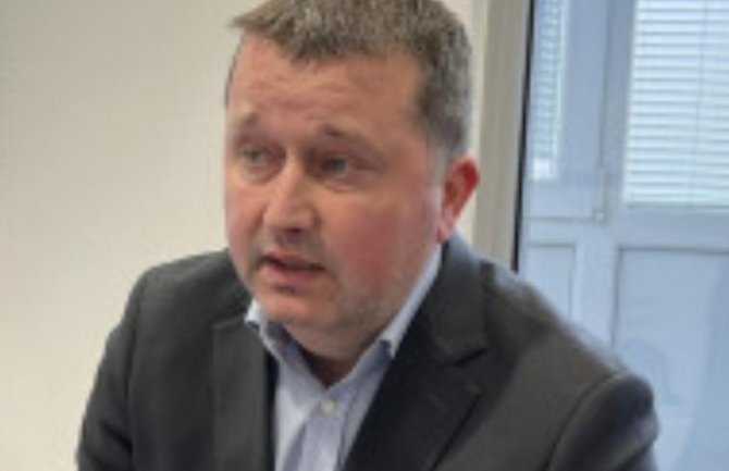 Radovan Tončić, sin osumnjičenog za ratne zločine u Hrvatskoj smijenjen sa mjesta načelnika bjelopoljske policije,  između ostalog i zbog progona Bošnjaka i Crnogoraca