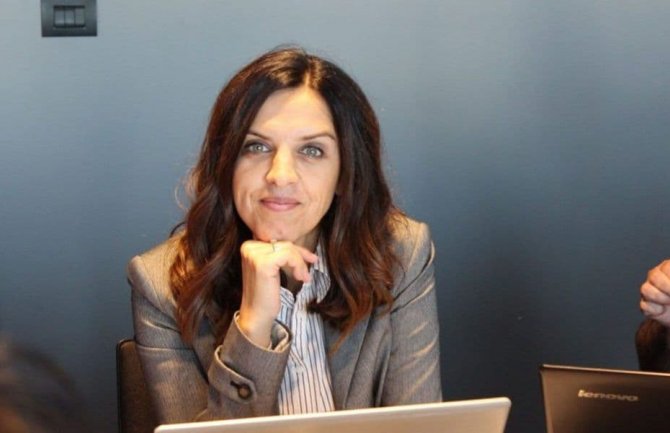 Direktori se lako imenuju a teško razrješavaju