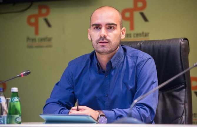 Knežević: Na prajd se ne poziva, na prajd se dolazi