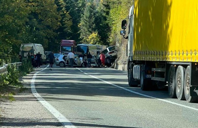 Udes kod tunela Lokve, ima povrijeđenih