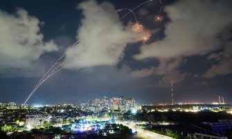 U bombardovanju pravoslavne crkve ima mrtvih i ranjenih Palestinaca