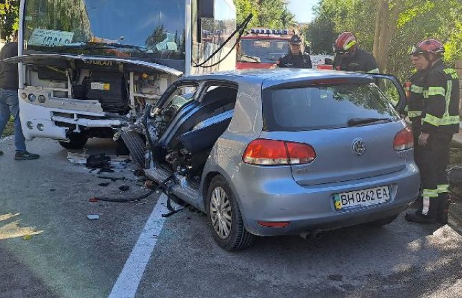 Saobraćajna nezgoda na putu Risan - Kotor, jedna osoba teže povrijeđena