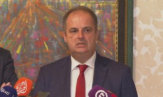 Nimanbegu: Siguran sam da je neko izvan Crne Gore umiješao prste u formiranje vlasti