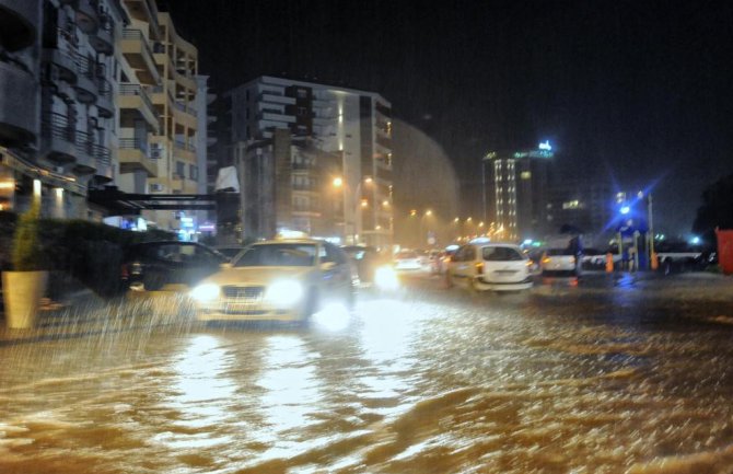  Kiša opet napravila probleme u Budvi