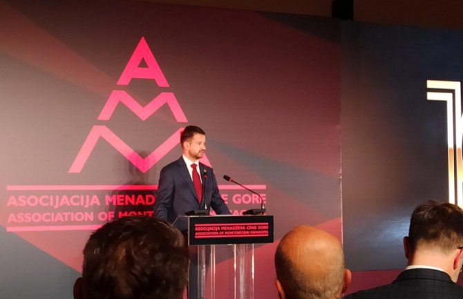 Milatović: Treba da gradimo društva u kojem su za uspjeh potrebne samo dvije stvari, koliko znate i koliko radite