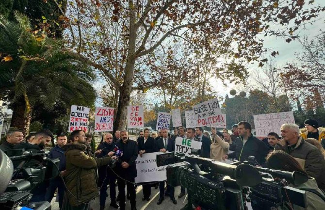 Završen protest 