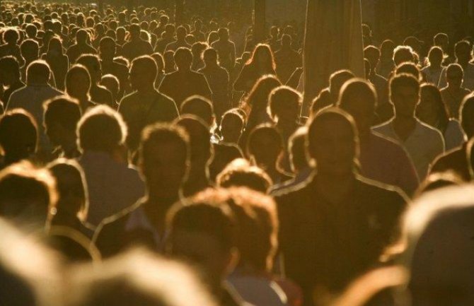 Nauka tvrdi: Nemoguće tačno izmjeriti koliko ljudi živi na Zemlji