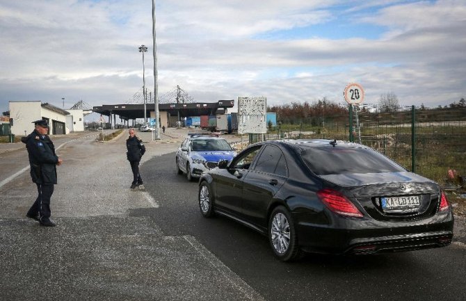 Za ulazak u Srbiju sa Kosova se čeka do sedam sati