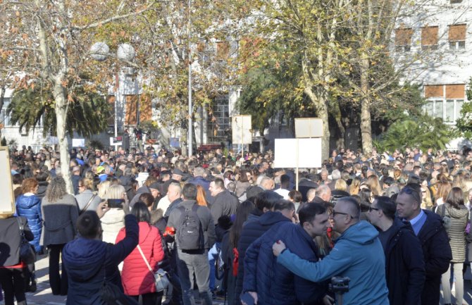 U opštinskim odborima sindikata prosvjete zadovoljni odzivom zaposlenih