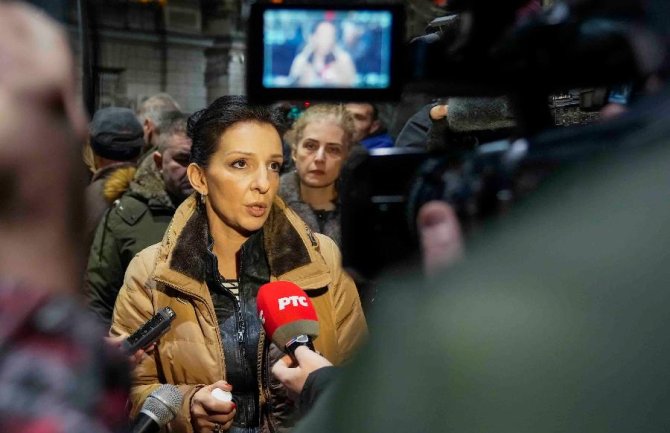 Tepić: Ćuruviji prijetio Vučić, danas se krug zatvorio