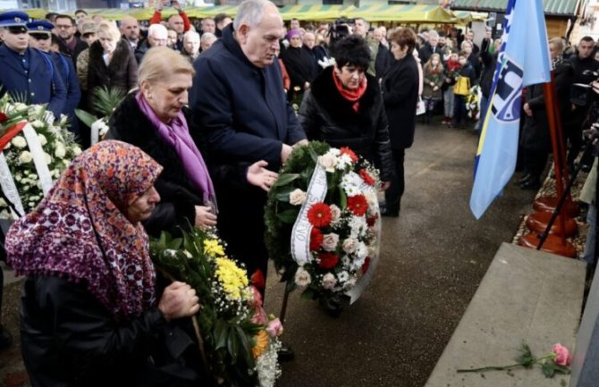 Od napada na Markale prošlo 30 godina, OHR poručuje: Priznavanje zločina i poštovanje žrtava ključni za bolju budućnost