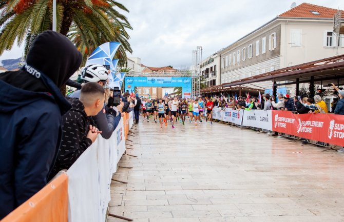 Beranac u osmoj deceniji trči maratone, stogodišnja majka najveća podrška