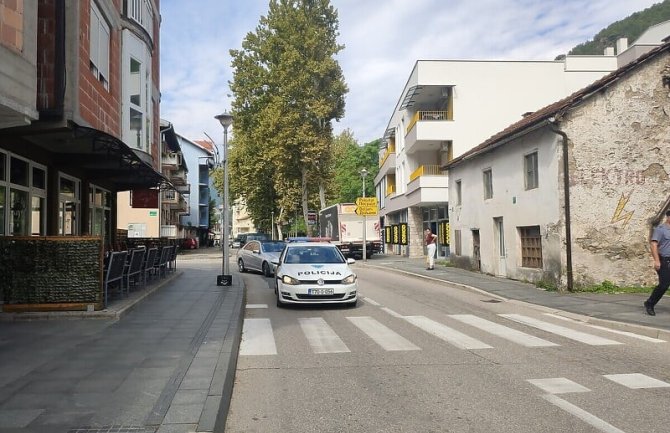 Jablanica: Policijska službenica izvršila samoubistvo ispred porodične kuće