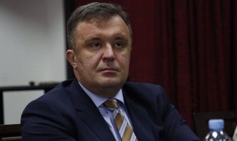 Vujović: Mandić pokušava da se predstavi kao crnogorski Vučić