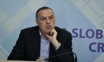 Božović: Hoće da nas utjeraju u učionice kao stoku u obore