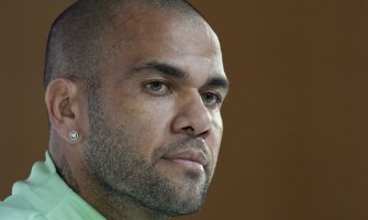 Zbog silovanja: Dani Alves osuđen na četiri i po godine zatvora