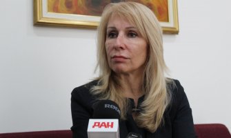 Zajednica opština pripremila inicijativu: Umjesto Vlade, o platama da pregovaraju opštine