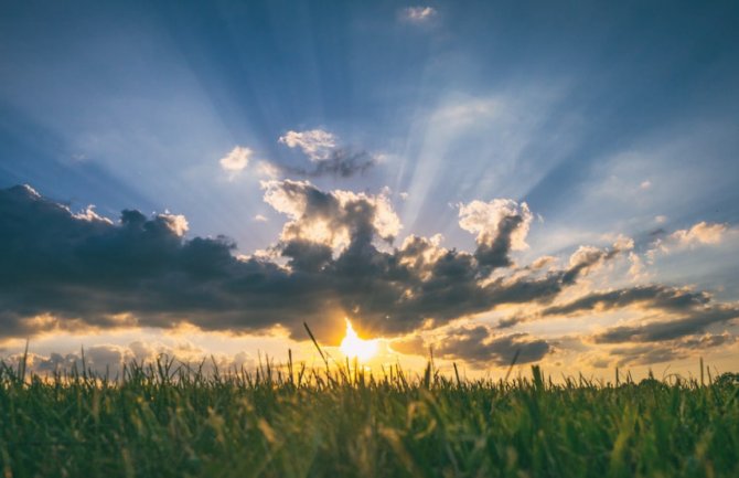 Sunčano i toplo, temperatura do 19 stepeni