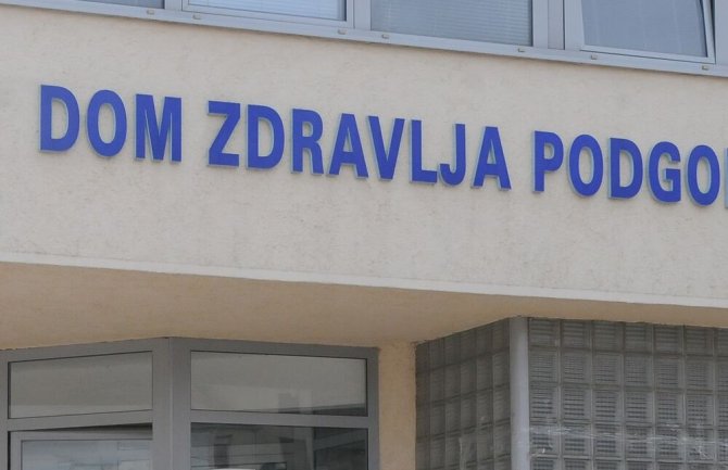 Dom zdravlja Glavnog grada započeo obavezne sistematske preglede djece za upis u prvi razred osnovne škole