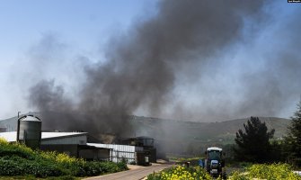 Hezbolah lansirao rakete na Izrael pošto je sedam ljudi ubijeno u Libanu u izraelskom napadu