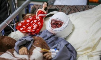 4-godišnja Palestinka evakuisana nakon izraelske racije na bolnicu Shifa