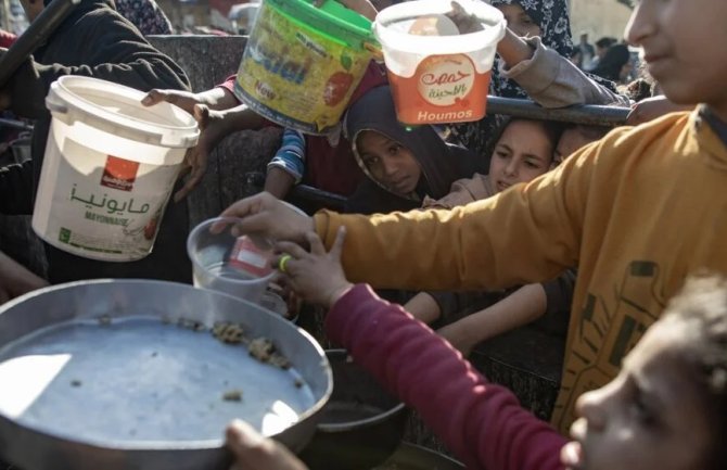  Izrael i Hamas se vraćaju na pregovore o prekidu vatre u Kairo