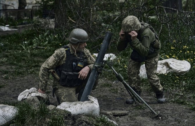 Crnogorski vojnici će obučavati pripadnike ukrajinskih oružanih snaga