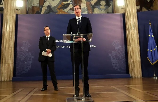 Ne prestaje Vučićeva i Dačićeva opsesija Rezolucijom o Srebrenici: Mit o borbi protiv velikih