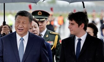 Si Đinping stigao u Francusku: Predsjednik Kine započeo evropsku mini-turneju