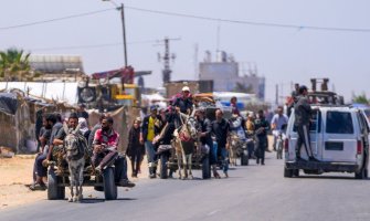 Palestinci bježe iz Rafe, lider Hamasa tvrdi da ta organizacija ostaje u Gazi