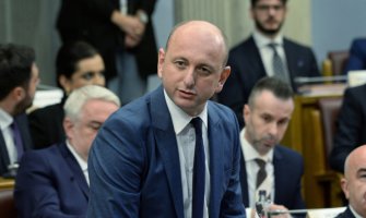 Knežević: Juče nikad ponosniji što sam Srbin, danas nikad mučnije što sam Crnogorac