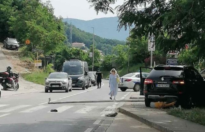 Saobraćajna nesreća u Baošićima, stradao pješak