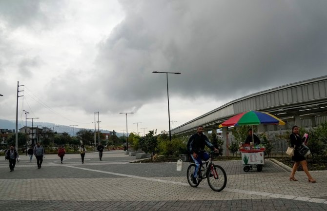 Veliki kvar elektromreže širom Ekvadora, 95 odsto zemlje bilo više sati bez struje