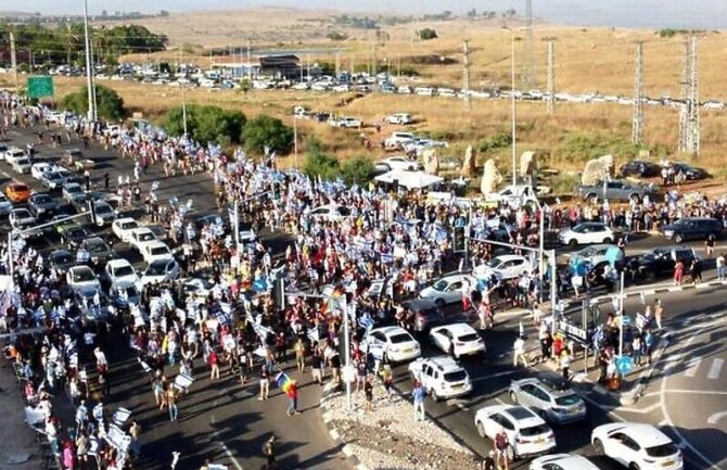 U Izraelu novi protesti protiv vlade, na sjeveru zemlje blokiran i saobraćaj