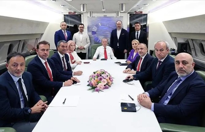 Erdogan: Izrael mora zaustaviti masakre u Gazi i odustati od širenja sukoba u regiji