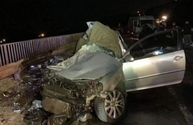 Težak udes na putu Bar - Ulcinj: Dvije osobe poginule, dvije povrijeđene