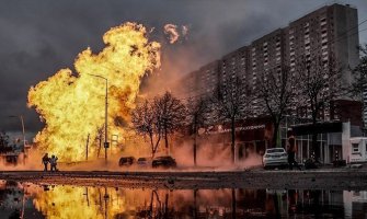 Najmanje troje mrtvih, među njima i dijete, u ruskom napadu na ukrajinski Nikolajev