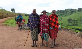 Zaštita prirode u Tanzaniji: Masai domoroce proteruju, bogati turisti dobrodošli