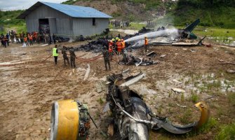 U avionskoj nesreći u Nepalu stradalo 18 ljudi