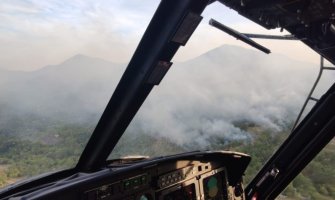  Vazduhoplovci Vojske u akciji gašenja požara u rejonu Rijeke Reževića