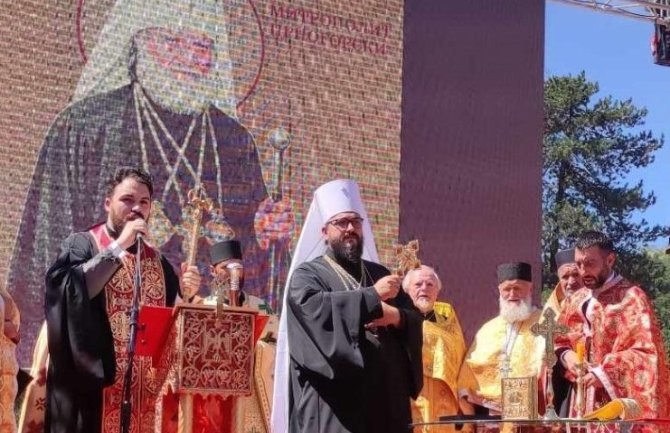 PRAVOSLAVNI CRNOGORCI U NEMILOSTI MANDIĆ-SPAJIĆEVE VLADE: Direktorat lažima i manipulacijama potkopava CPC