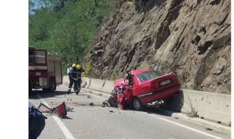 Sudar autobusa podgoričkih tablica i automobila u Srbiji, jedna osoba poginula