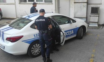 Uhapšen policajac: Osumnjičen da je službenim pištoljem prijetio supruzi