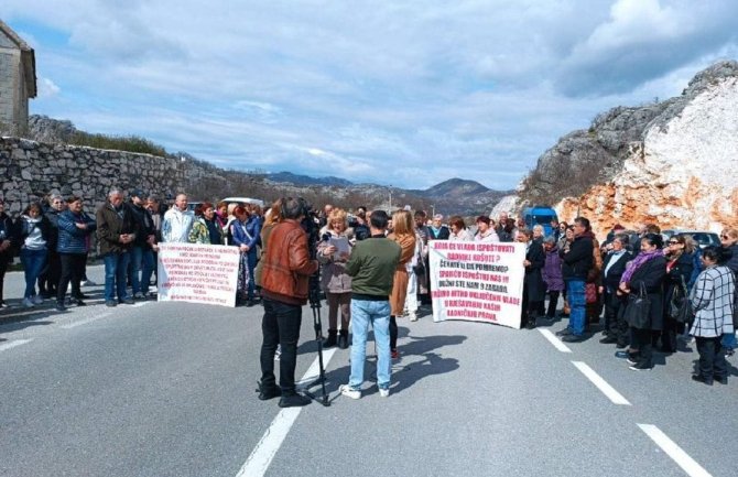 Sjutra nova blokada puta magistrale Podgorica-Cetinje