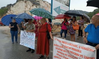 Bivši radnici Košute i danas blokiraju saobraćaj