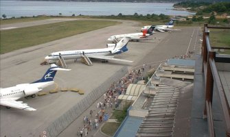 Pogledajte šta dočekuje putnike na izlazu iz Aerodroma u Tivtu