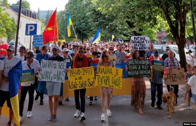 Na Cetinju sjutra nova šetnja podrške Ukrajini i manifestacija “Snaga u jedinstvu”