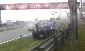 Američki vozač izazvao novi veliki incident, bolid Formule 1 se i zapalio